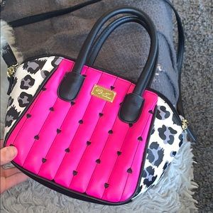 Betsey purse